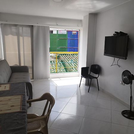 Apartamento Centro Guatape, Parque Y Embalse Exterior photo